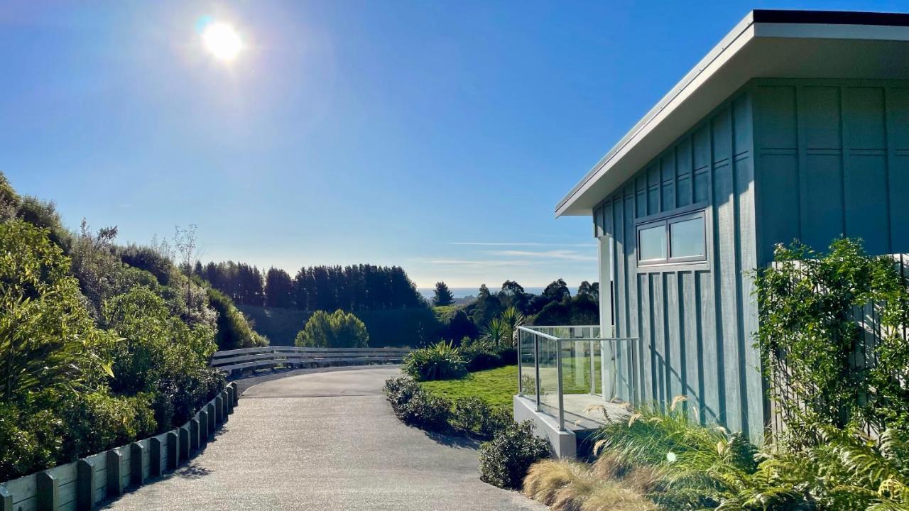 Aston Road Villa Bed & Breakfast Waikanae Exteriör bild