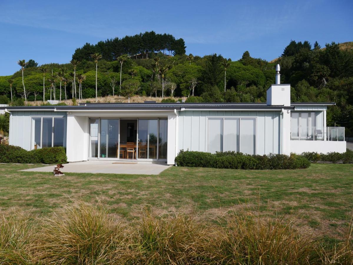 Aston Road Villa Bed & Breakfast Waikanae Exteriör bild