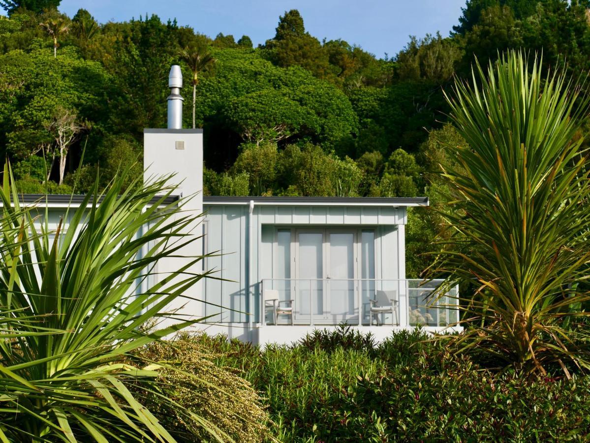 Aston Road Villa Bed & Breakfast Waikanae Exteriör bild